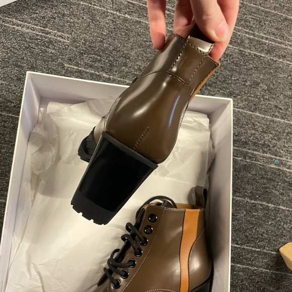 Chloé Rylee Leather Lace Up Boots - Picture 4 of 5